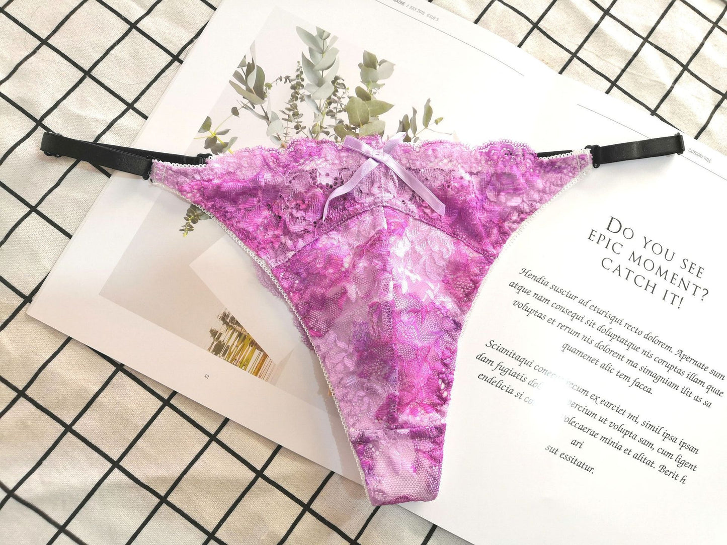 Thong embroidered lace on waist - Leverage On Heroes Women Store